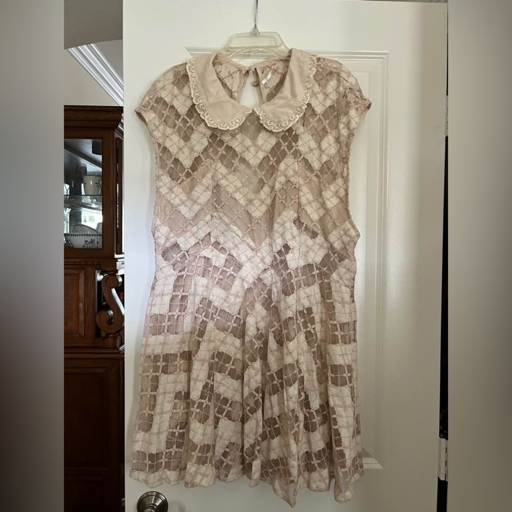 Free People White Sleeveless Lace Tunic